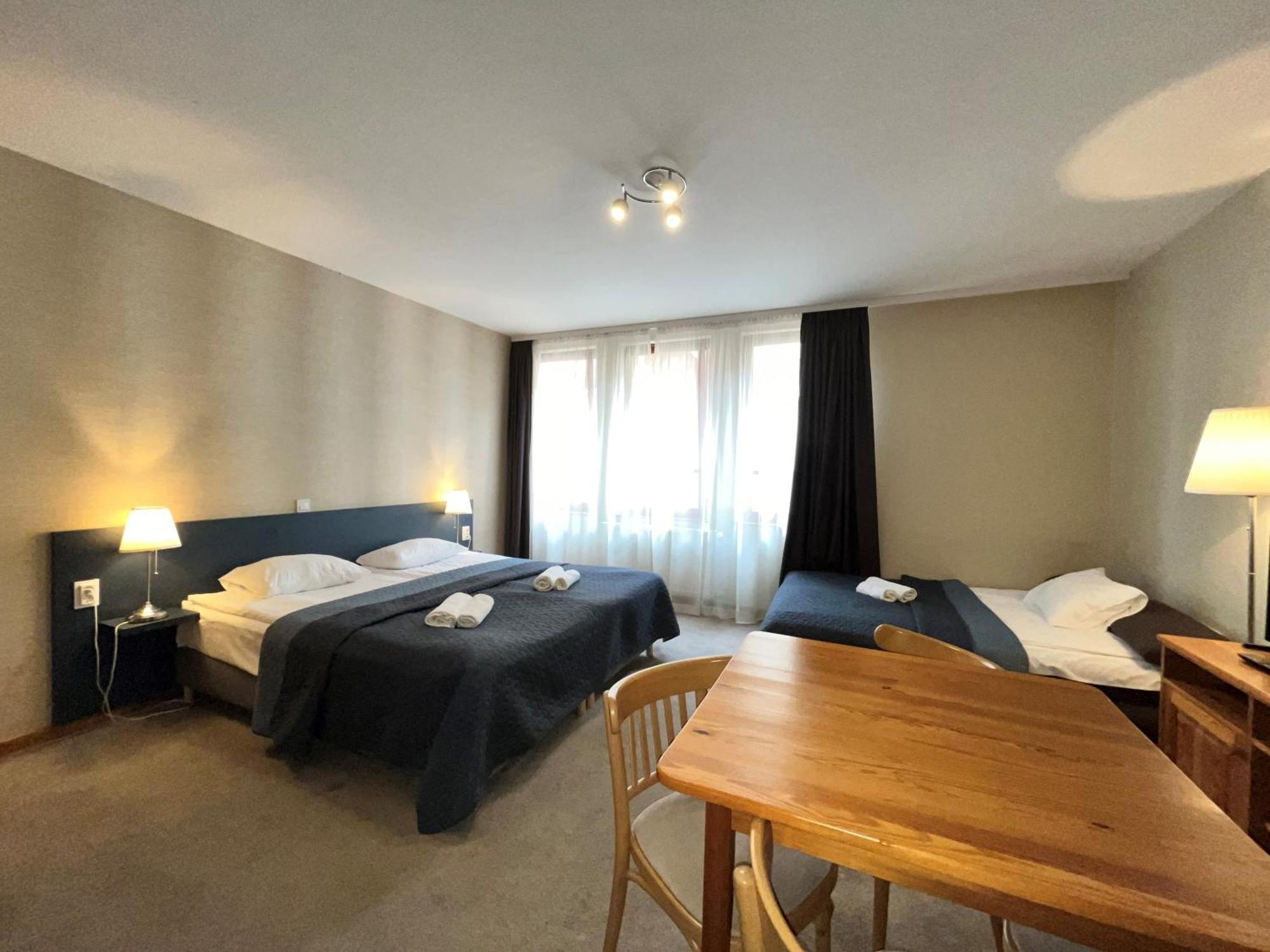 Corvin Hotel Budapest Residence — Photos 2